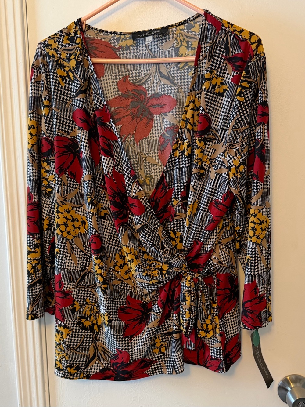 NWT Evan Picone Black Label Floral Mix Blouse in Red and Mustard